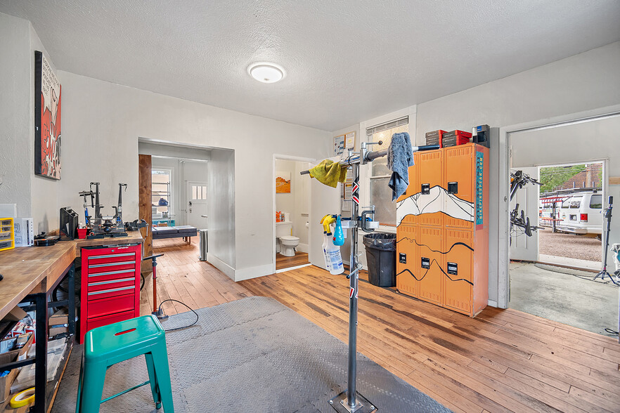 More Photos Of 1501 W Colorado Ave, Colorado Springs Storefront Retail Residential For Sale