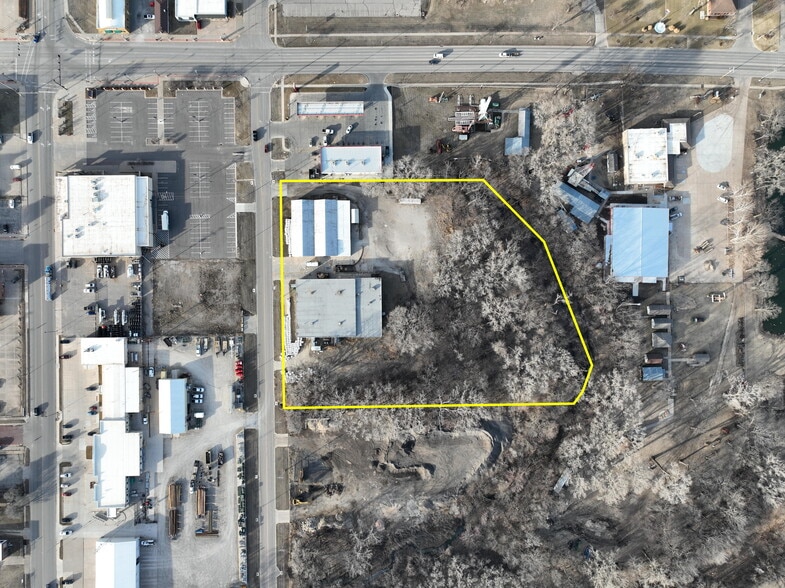 Primary Photo Of 126 S Griffith St, El Dorado Warehouse For Sale