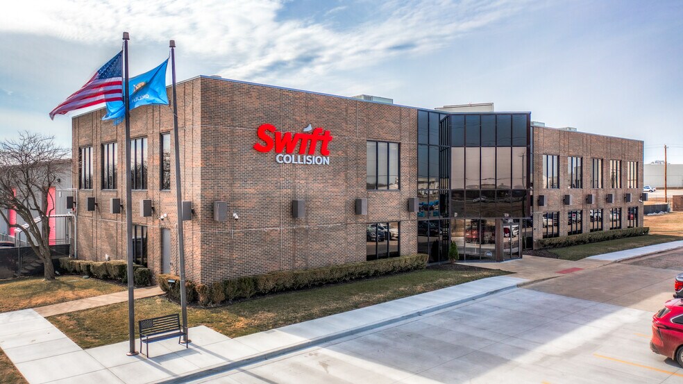 Primary Photo Of 20701 E 81st St, Broken Arrow Manufacturing For Sale