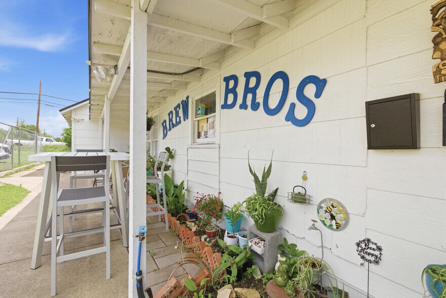 More Photos Of 201 S 31st St, Temple General Retail For Sale