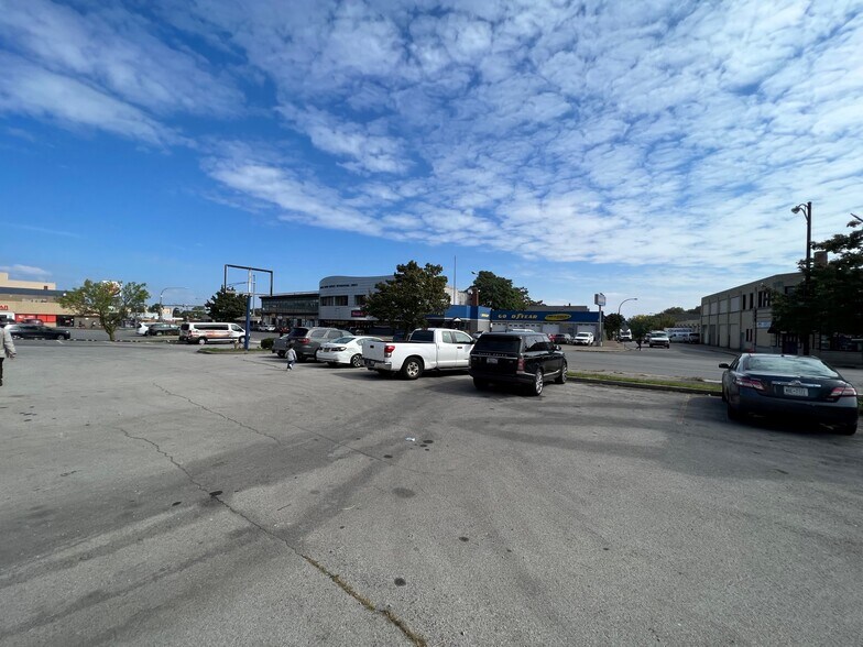 More Photos Of 1350 Main St, Buffalo General Retail For Lease