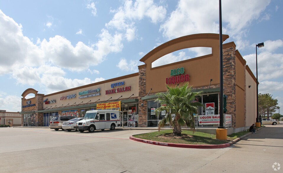 More Photos Of 1245 N Fry Rd, Katy Storefront For Lease