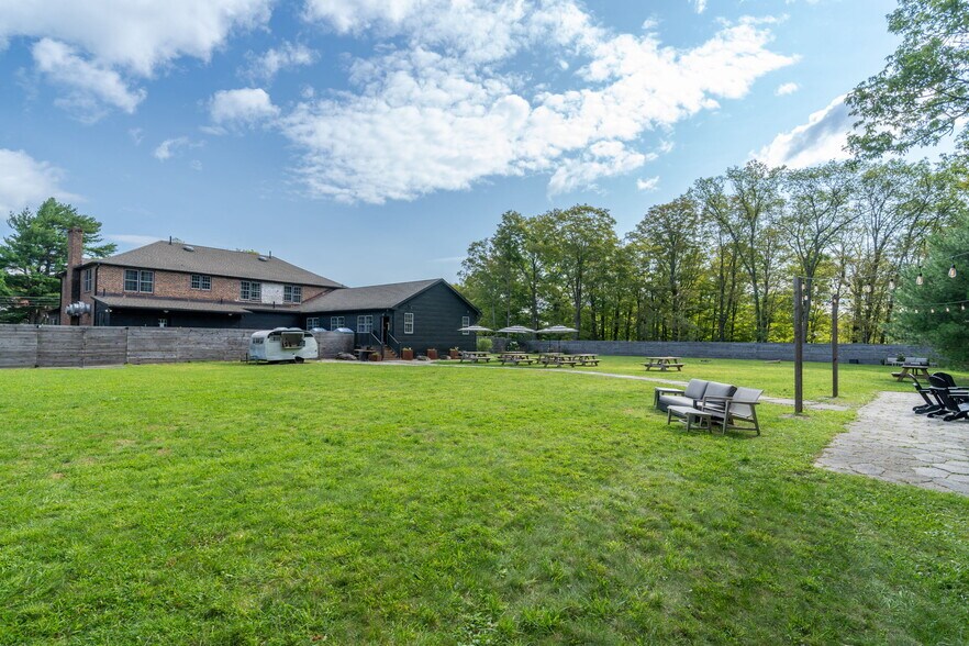 More Photos Of 3311 Route 23A, Palenville Restaurant For Sale