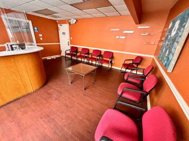 More Photos Of 4900-4902 Bergenline Ave, Union City Storefront Retail Office For Lease