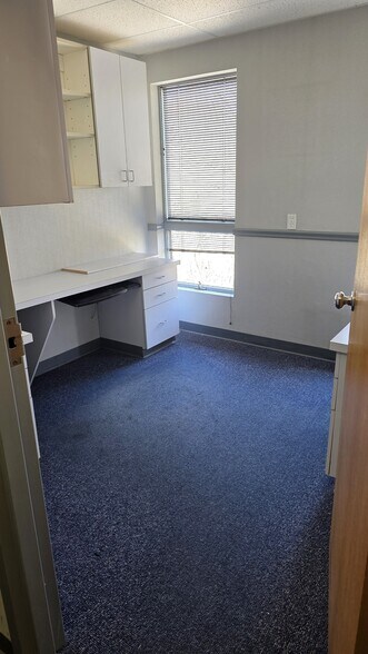 More Photos Of 60 Westwood Ave, Waterbury Medical For Sale