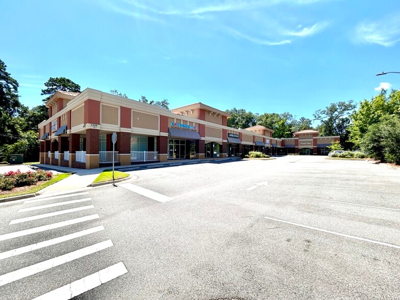 Primary Photo Of 2459 Mahan Dr, Tallahassee Storefront Retail Office For Sale