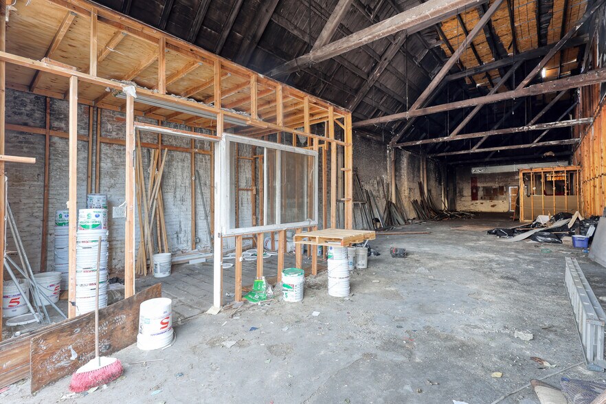 More Photos Of 784 Crocker St, Los Angeles Warehouse For Sale