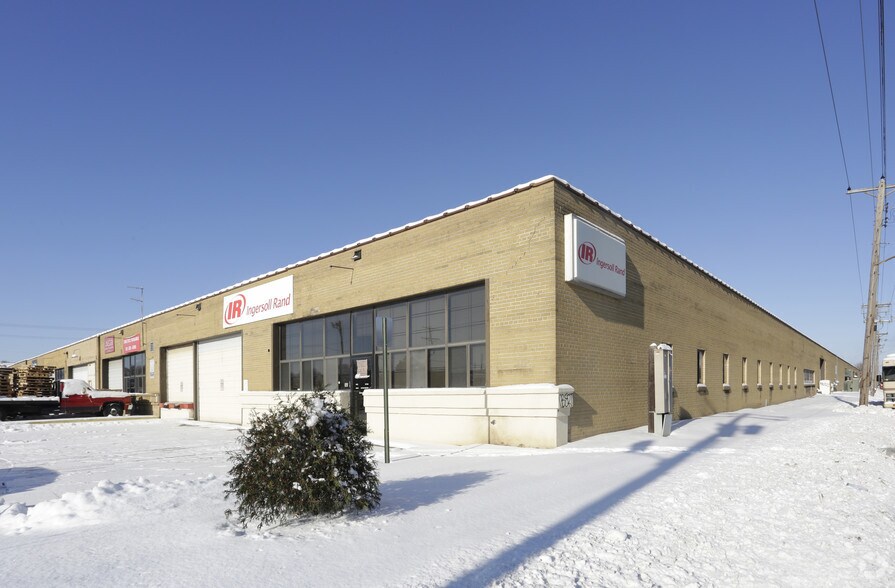 More Photos Of 2450-2560 N Washington Ave, Minneapolis Warehouse For Lease