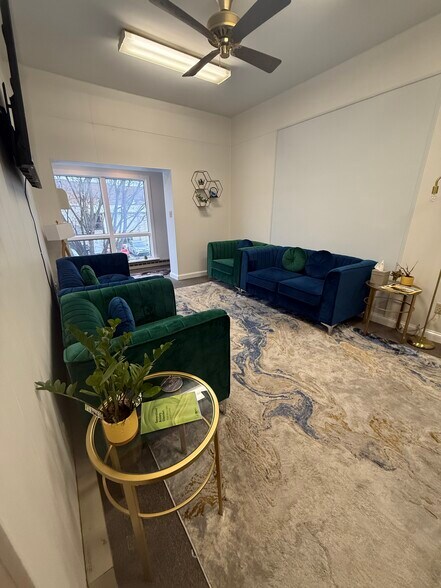 More Photos Of 78 S Courtland St, East Stroudsburg Office For Lease