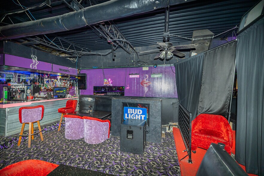 More Photos Of 212 W Harry St, Wichita Bar For Sale