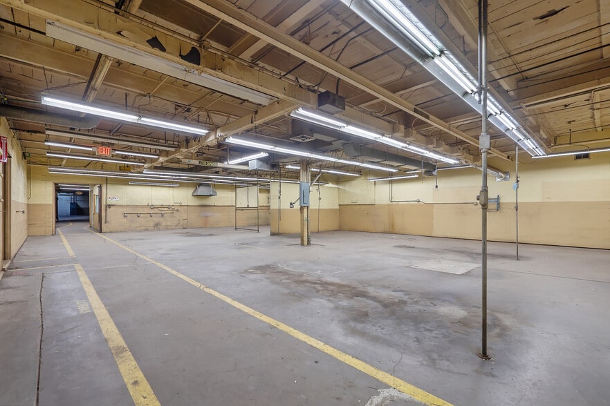 More Photos Of 734 Burnet Ave, Syracuse Manufacturing For Sale