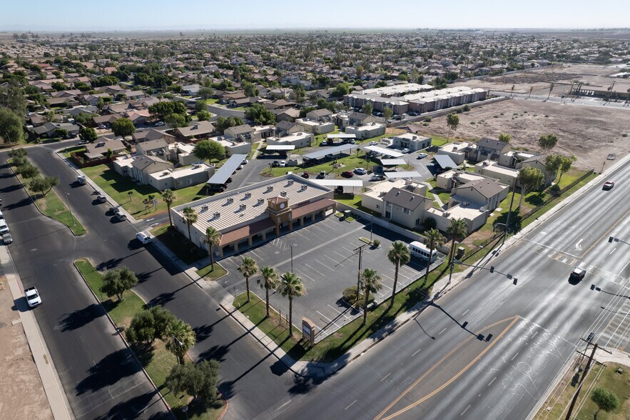 More Photos Of 801 E Birch St, Calexico General Retail For Sale