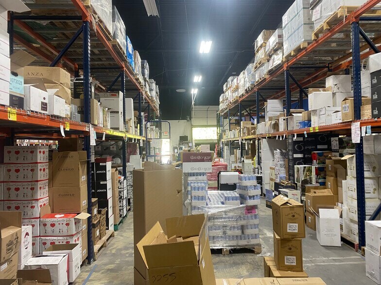 More Photos Of 3137 Chestnut Dr, Atlanta Distribution For Lease