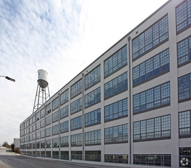 More Photos Of 575 E 4th St, Winston-Salem Apartments For Lease