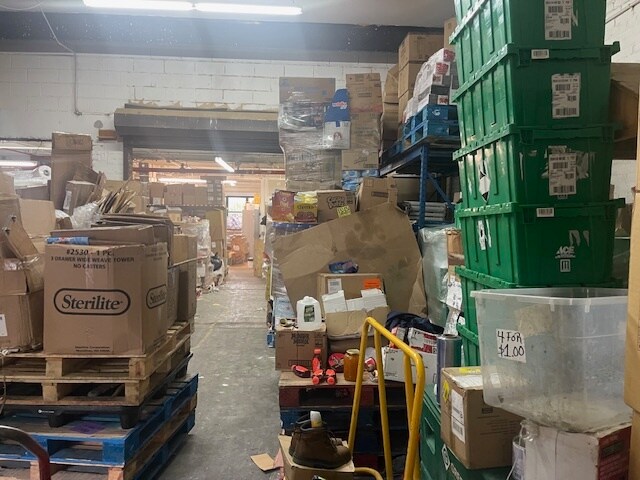More Photos Of 18 Bay St, Brooklyn Light Manufacturing For Lease