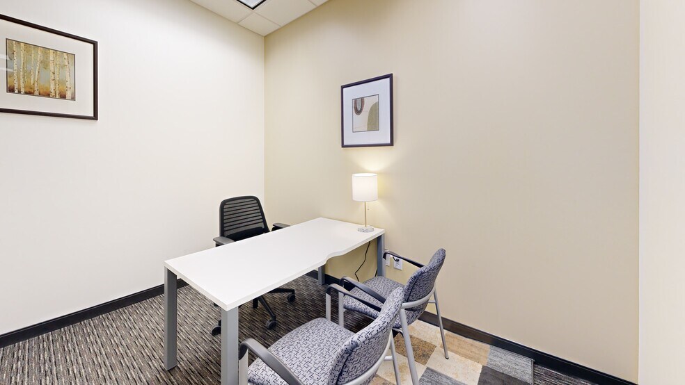 More Photos Of 2355 Highway 36 W, Roseville Coworking Space