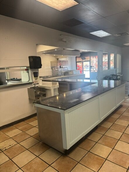 More Photos Of 6135-6145 W Sahara Ave, Las Vegas Unknown For Lease