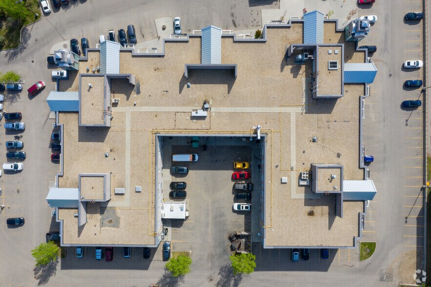 More Photos Of 2920 Calgary Trl NW, Edmonton Storefront Retail Office For Sale