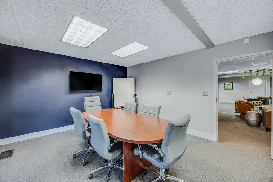 More Photos Of 2301 E Pikes Peak Ave, Colorado Springs Coworking Space