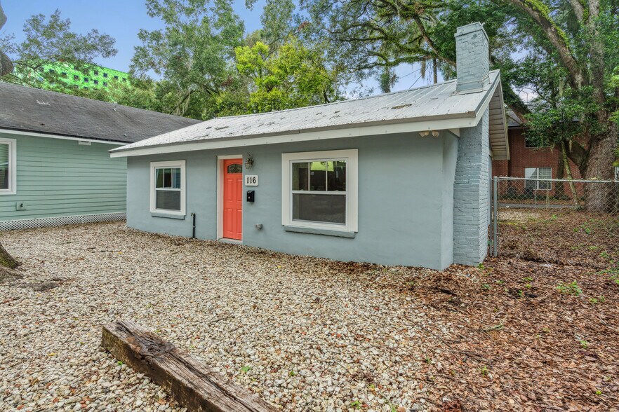 More Photos Of 112 NW 9th St, Gainesville Multifamily For Sale