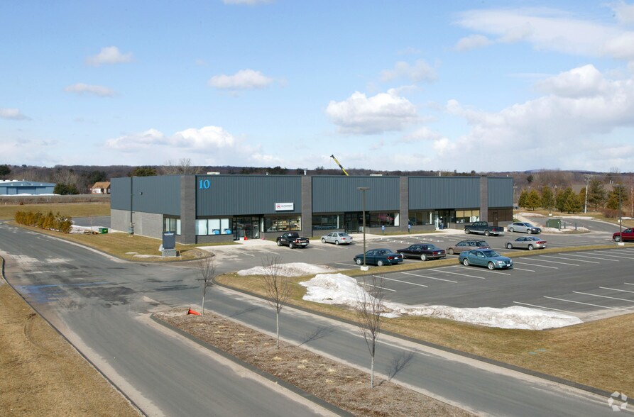 More Photos Of 10-20 Farmington Valley Dr, Plainville Light Distribution For Lease