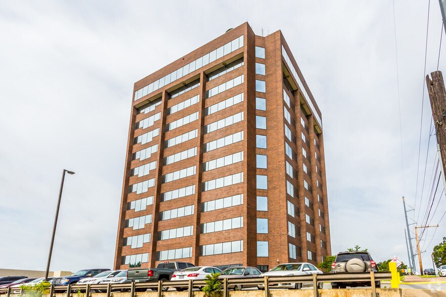 Primary Photo Of 415 N Mckinley St, Little Rock Office For Lease