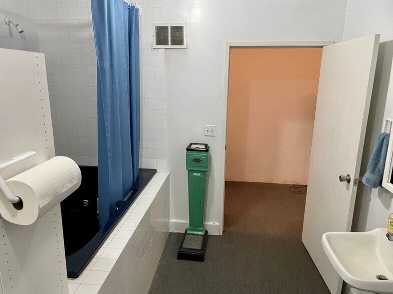 More Photos Of 50342 Brown Rd E, Sprague Specialty For Sale