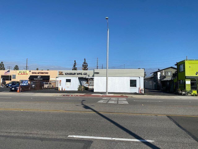 More Photos Of 1984 Placentia Ave, Costa Mesa Manufacturing For Sale