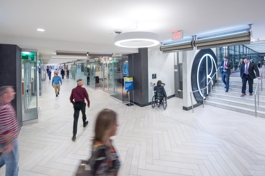 More Photos Of 733 Marquette Ave, Minneapolis Unknown For Lease