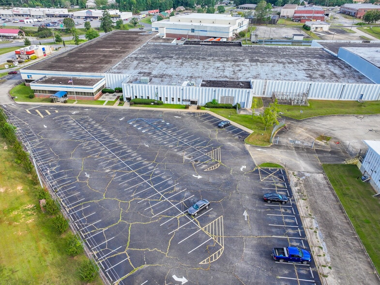 More Photos Of Russell Road, Alexander City Industrial For Sale