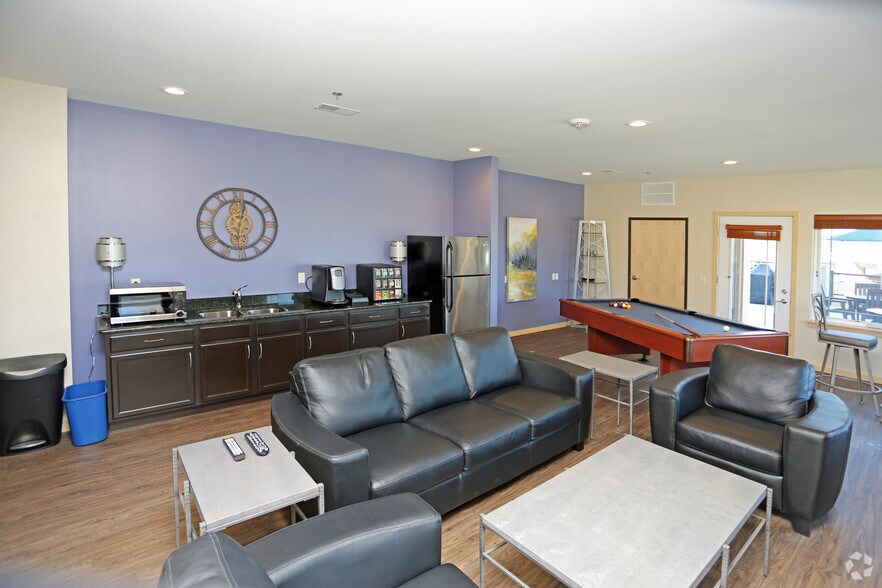 More Photos Of 401 N Washington St, Green Bay Apartments For Lease