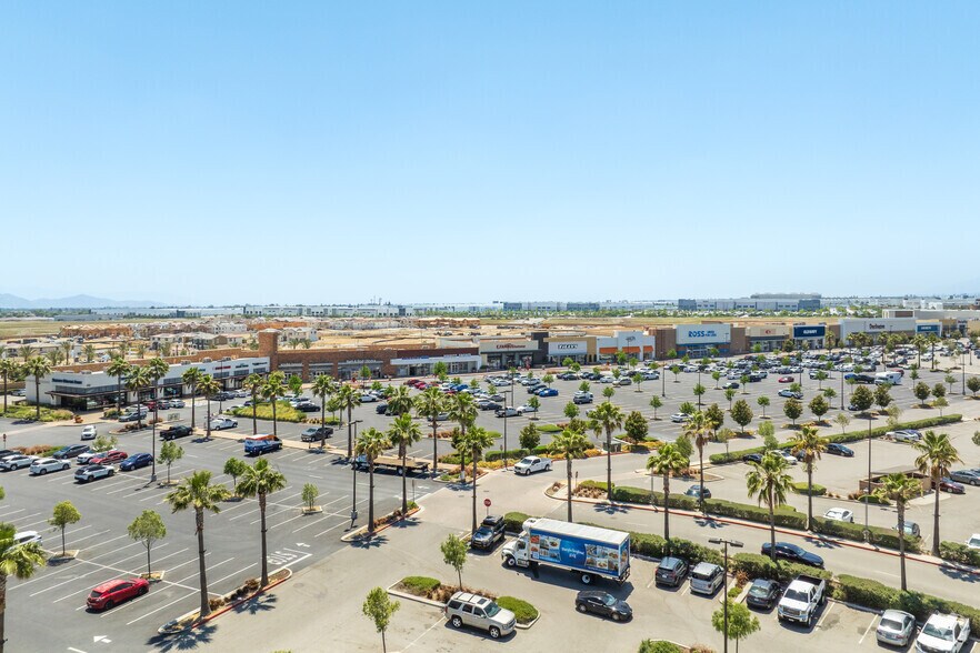 More Photos Of 1175-1295 W Renaissance Pky, Rialto Storefront For Lease