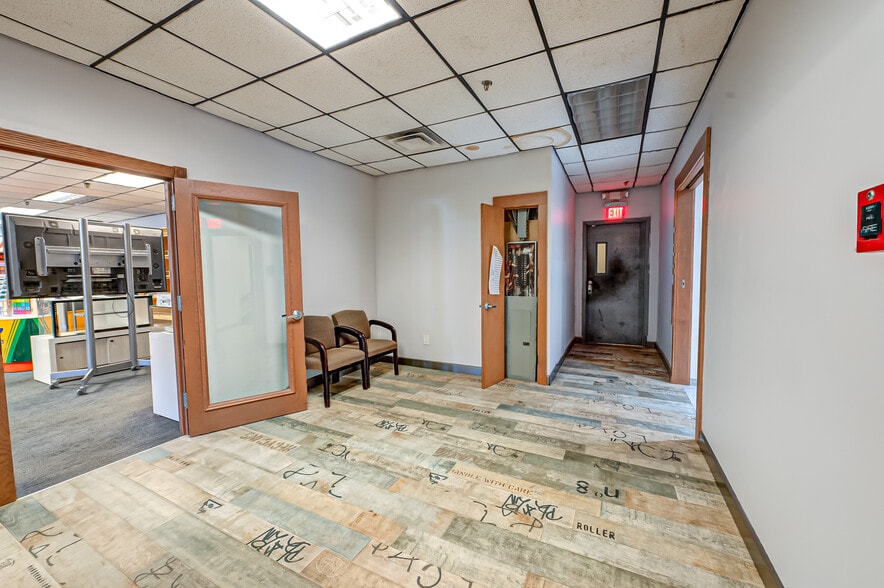 More Photos Of 185 Dixon Ave, Amityville Manufacturing For Sale