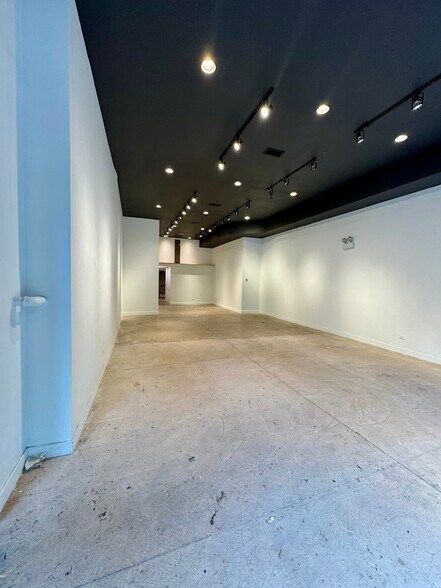 More Photos Of 4835-4845 N Damen Ave, Chicago Multifamily For Sale