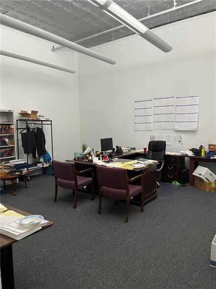 More Photos Of 109 7th St, Saint Joseph Office For Sale