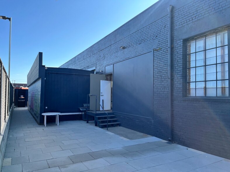 More Photos Of 1850 Campbell St, Oakland Light Distribution For Lease