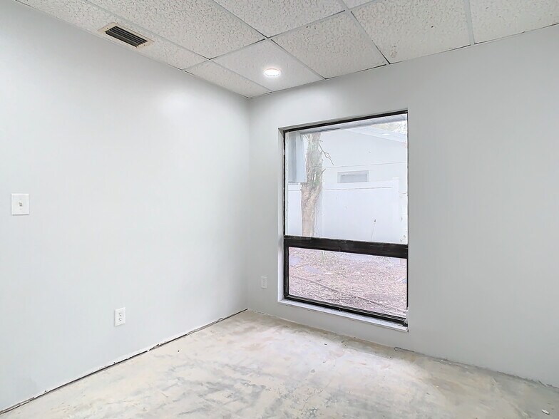 More Photos Of 6430 Madison St, New Port Richey Medical For Sale