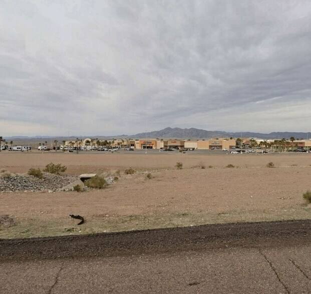 More Photos Of 5621 Arizona 95, Lake Havasu City Land For Sale
