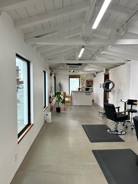 More Photos Of 327 S San Gabriel Blvd, San Gabriel General Retail For Sale