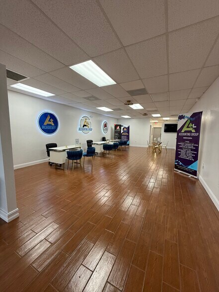 More Photos Of 4419 Del Prado Blvd S, Cape Coral Storefront Retail Office For Lease