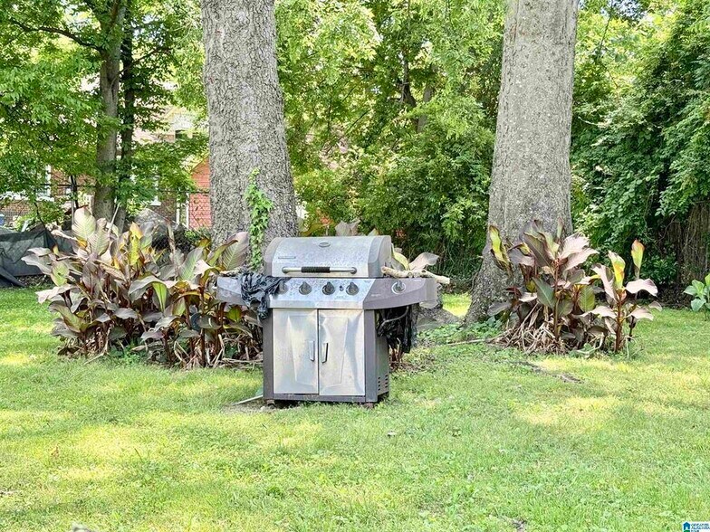 More Photos Of 115 Cotton Ave SW, Birmingham Apartments For Sale