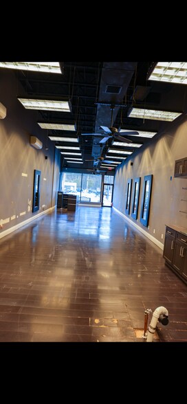 More Photos Of 2405 Hamburg Tpke, Wayne Storefront Retail Office For Lease