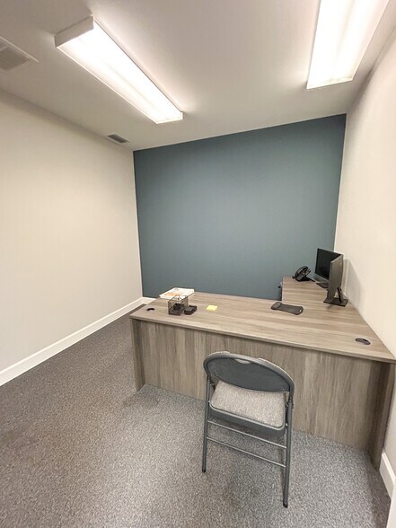 More Photos Of 3512 Godwin Ct, Mobile Medical For Sale