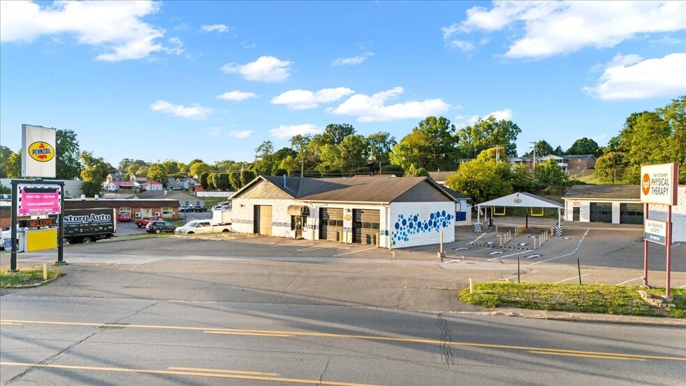 Primary Photo Of 2909C 7th St, Parkersburg Auto Repair For Sale