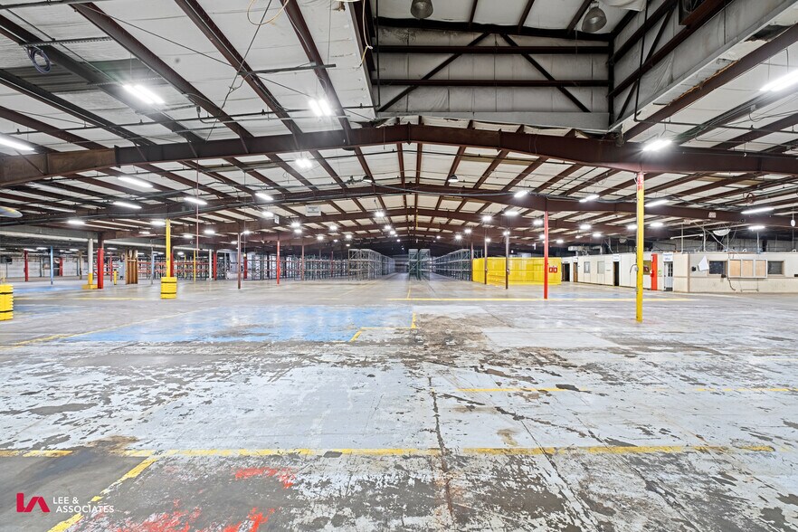 More Photos Of 1330 Atlanta Hwy, Madison Manufacturing For Sale