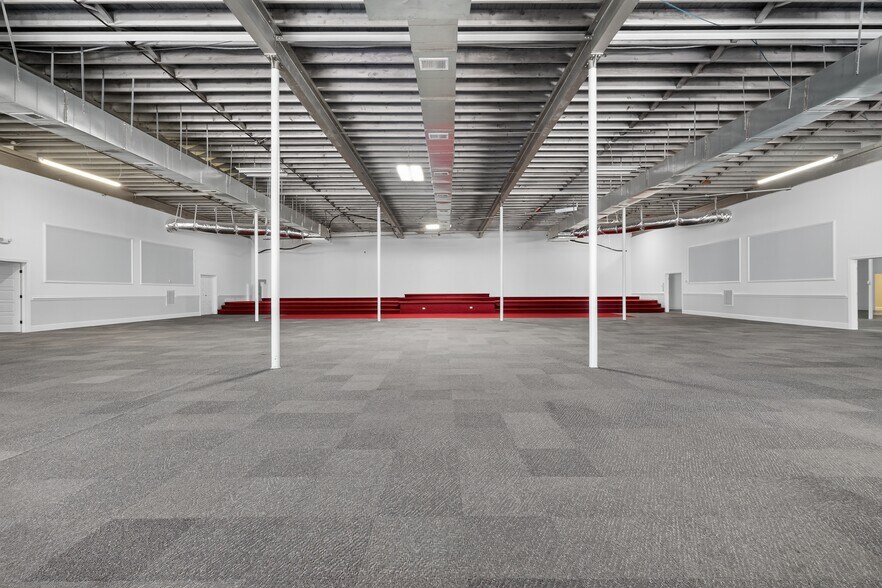 More Photos Of 1512 Garner Rd, Raleigh Warehouse For Lease