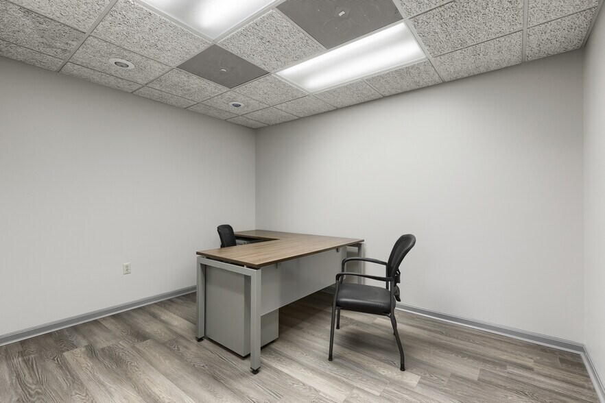 More Photos Of 725 Harvard Dr, Owensboro Coworking Space