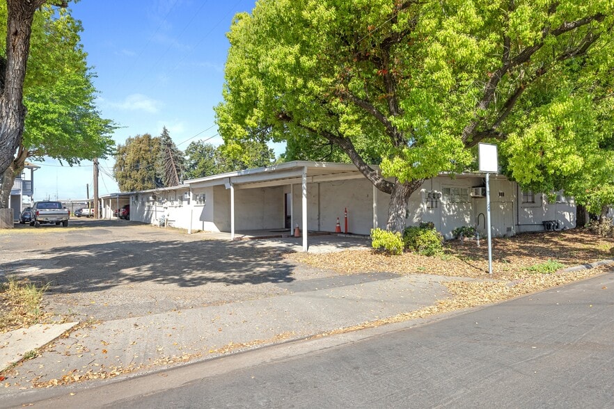 More Photos Of 1136 Stoddard Ave, Modesto Apartments For Sale