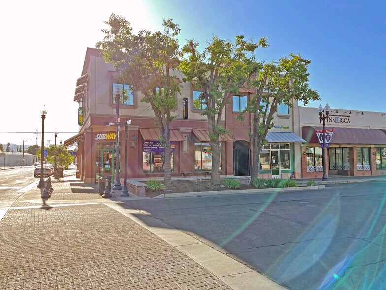 More Photos Of 134 N Main St, Porterville Restaurant For Lease