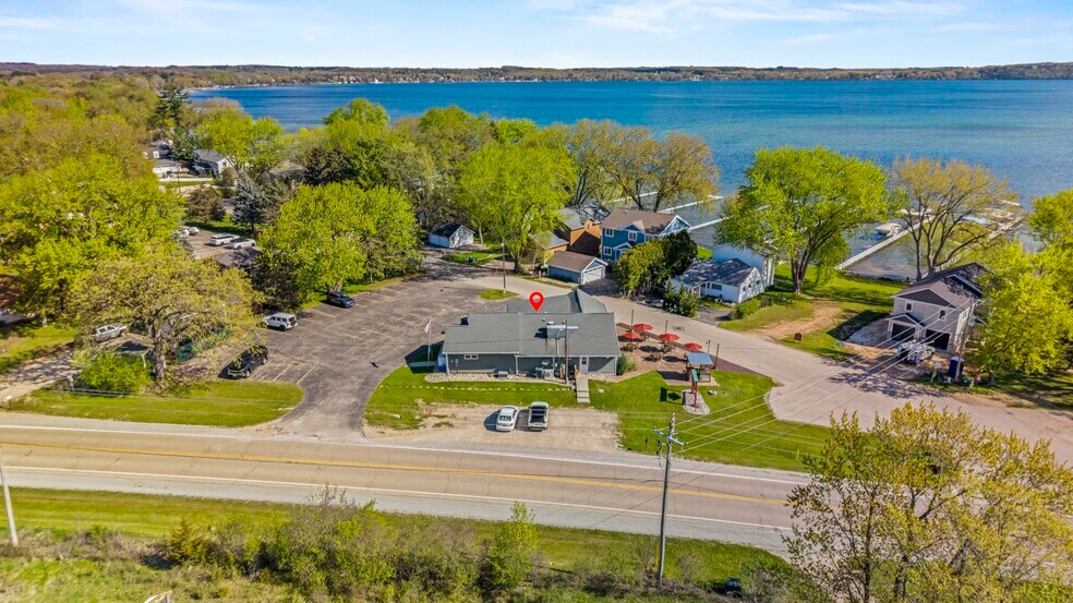 More Photos Of N4111 S Lakeshore Dr, Markesan Restaurant For Sale